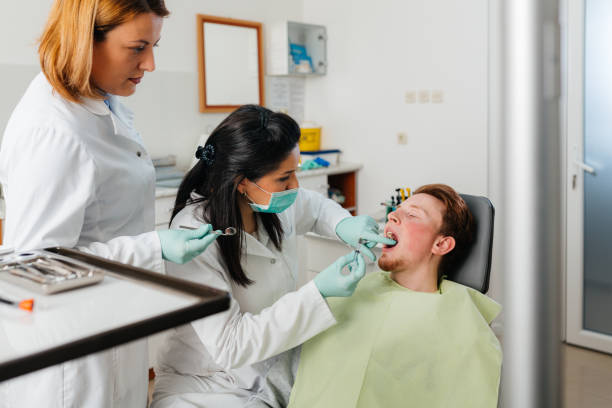 Best Broken or Cracked Tooth Emergency Dentist in Crewe, VA